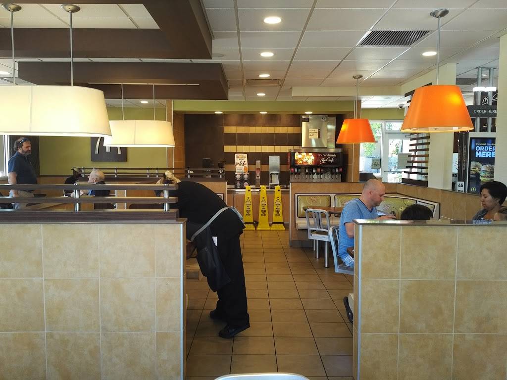 McDonalds | cafe | 1310 S Federal Hwy, Dania Beach, FL 33004, USA | 9549205553 OR +1 954-920-5553