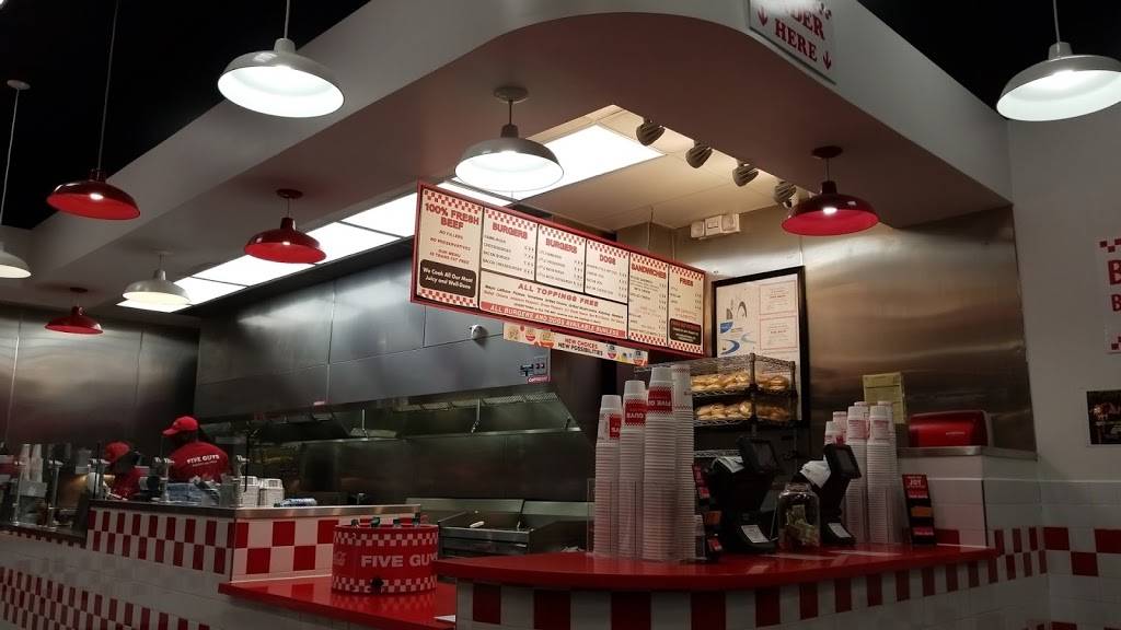 Five Guys | meal takeaway | 2100 Union Ave, Memphis, TN 38104, USA | 9015524017 OR +1 901-552-4017