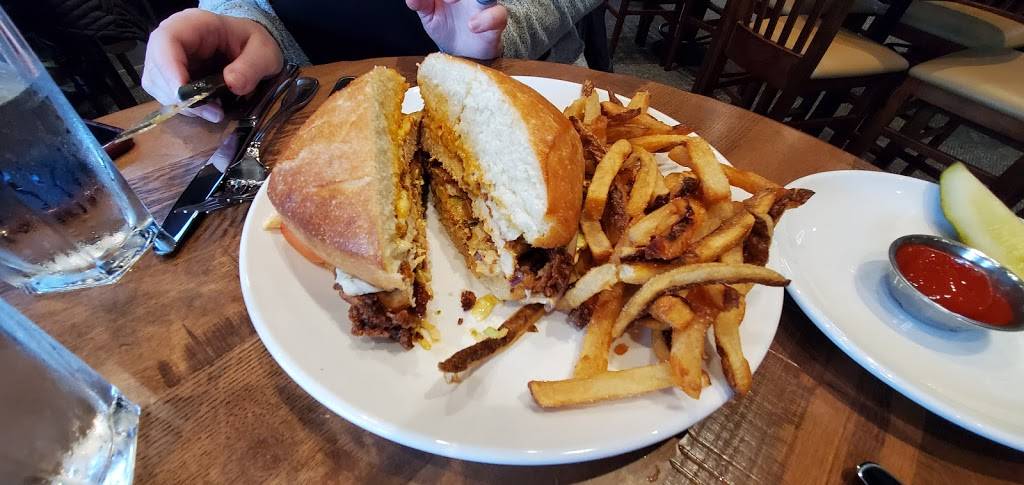 Oswego Grill- Beaverton | restaurant | 3211 SW Cedar Hills Blvd, Beaverton, OR 97005, USA | 9719104200 OR +1 971-910-4200