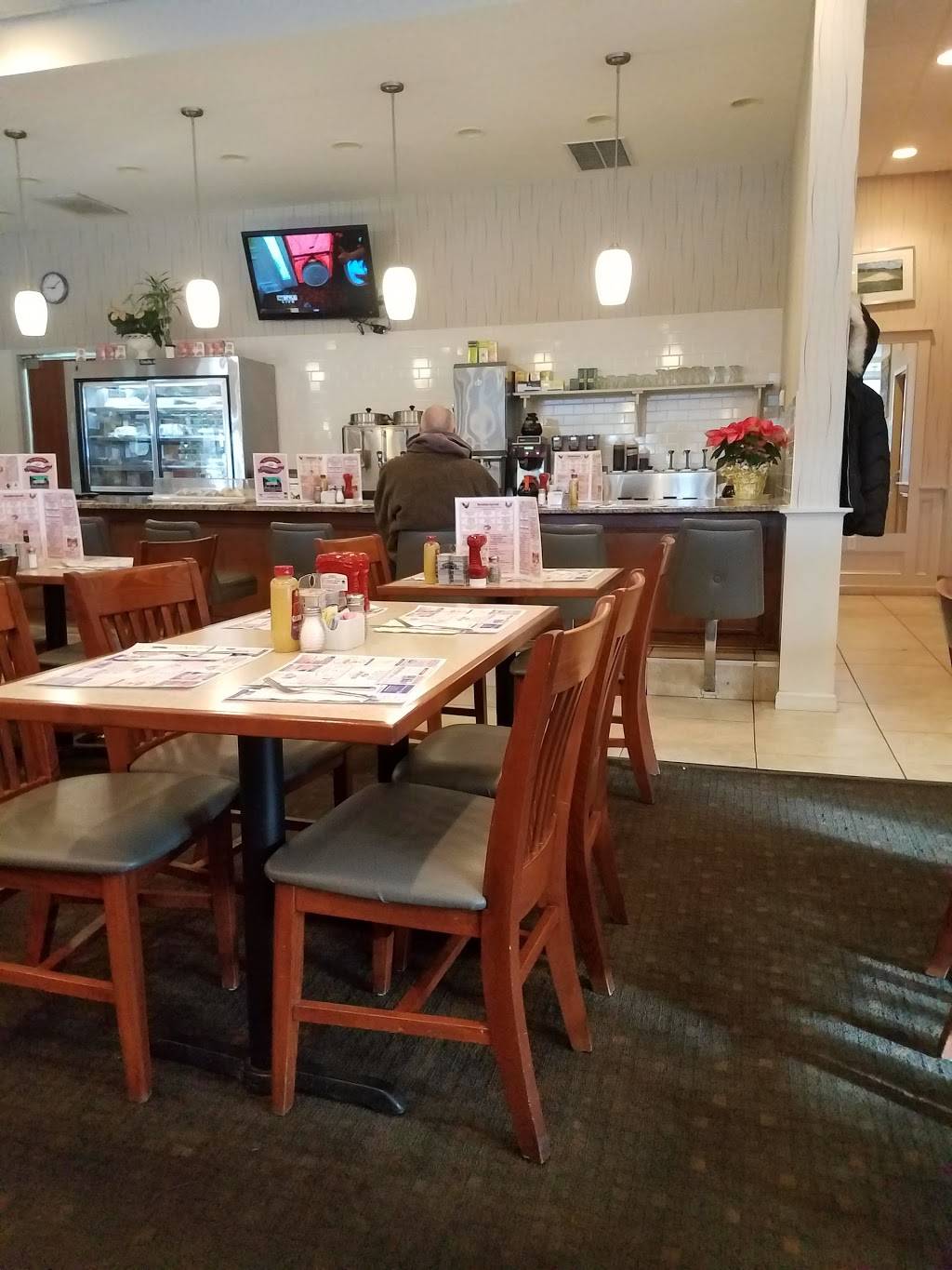 Branford Townhouse Restaurant | restaurant | 18 Main St, Branford, CT 06405, USA | 2034810550 OR +1 203-481-0550