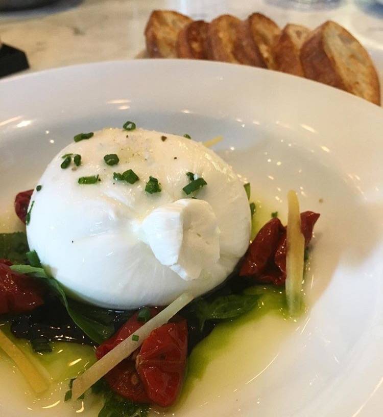 Central Newton | restaurant | 761 Beacon St, Newton Centre, MA 02459, USA | 6179162003 OR +1 617-916-2003