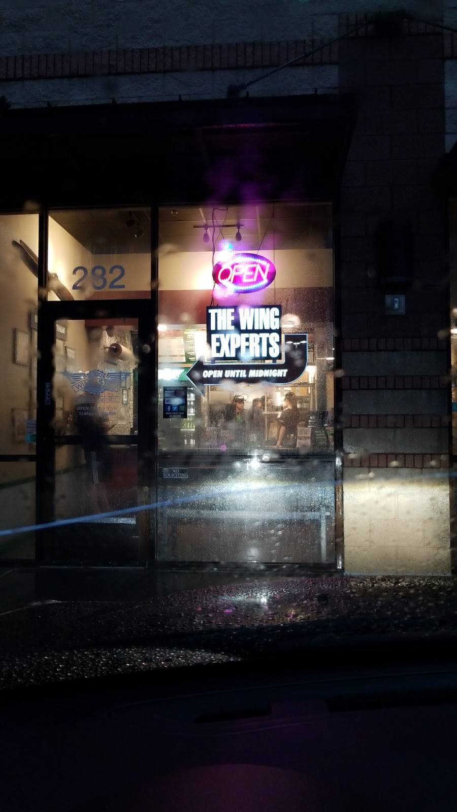 Wingstop | restaurant | 3001 TX-121 Ste 282, Euless, TX 76039, USA | 8172838383 OR +1 817-283-8383