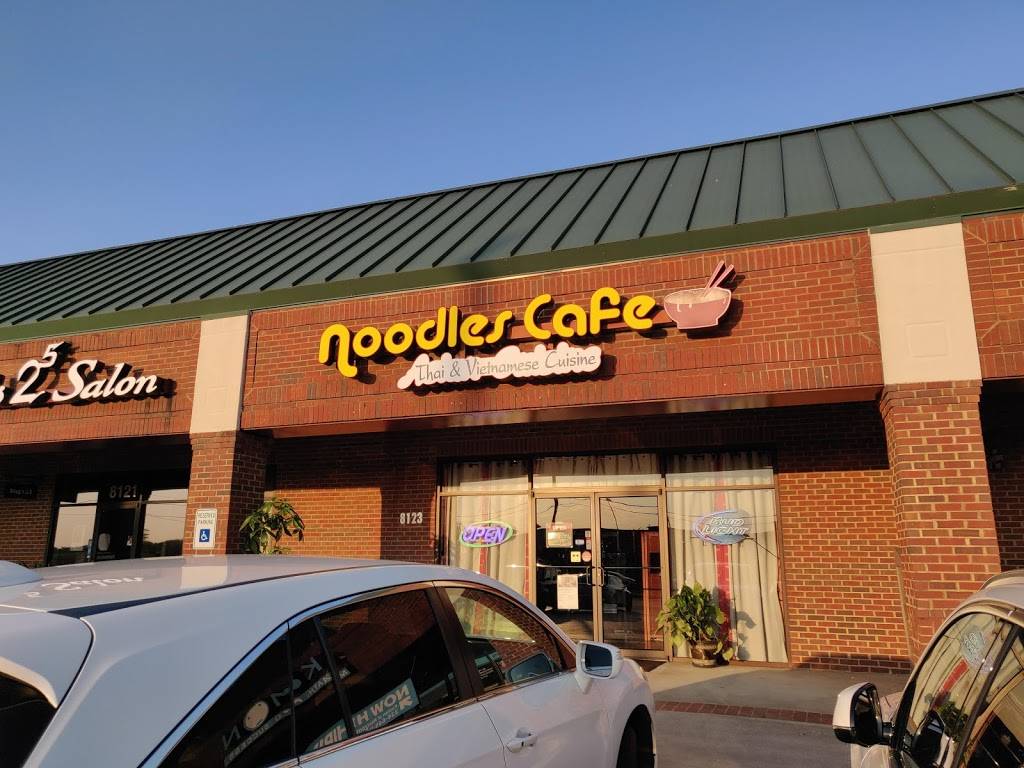 Noodles Cafe | restaurant | 8123 Vaughn Rd, Montgomery, AL 36116, USA | 3345171179 OR +1 334-517-1179