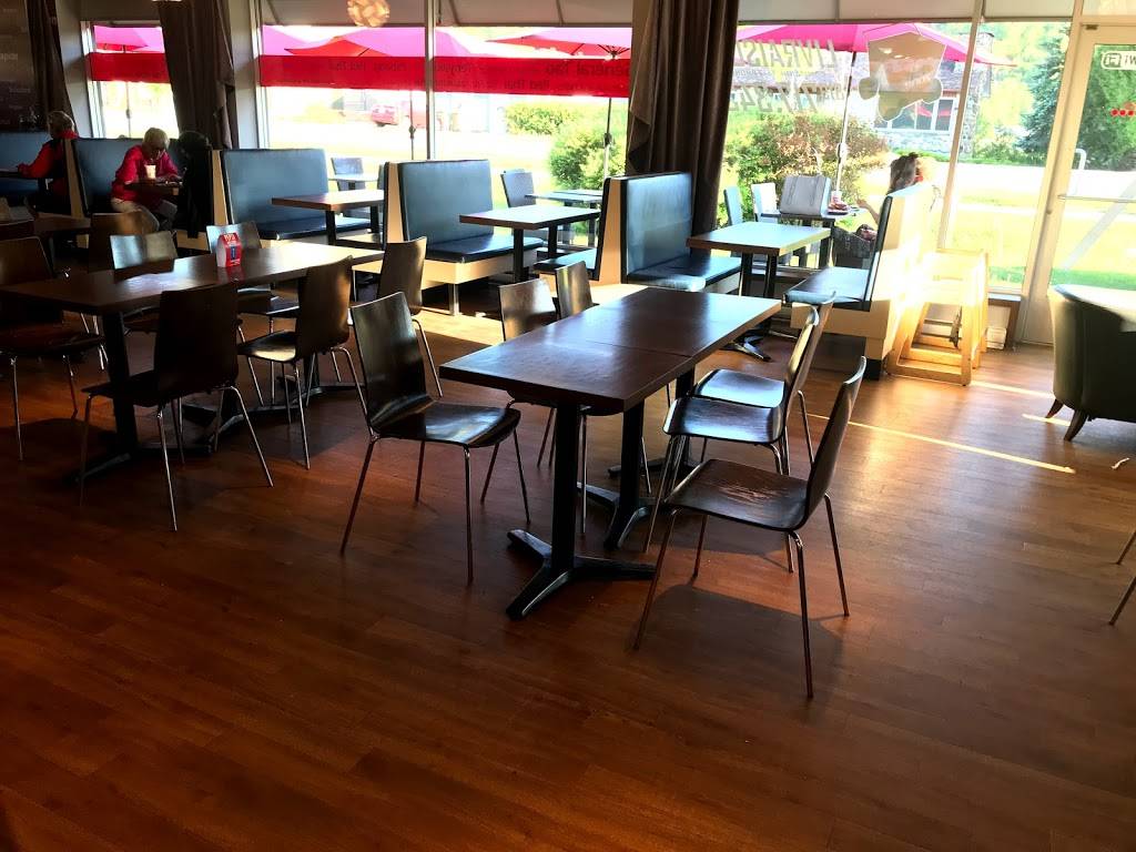 La Crémière | restaurant | 260 Rue de Saint Jovite, Mont-Tremblant, QC J8E 2Z9, Canada | 8197173433 OR +1 819-717-3433