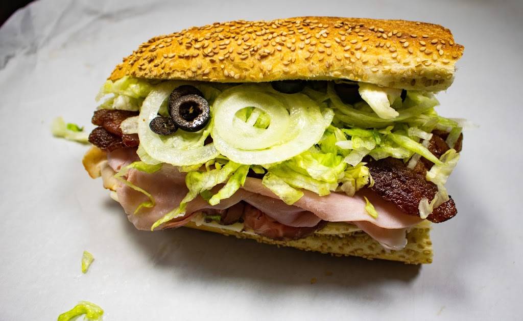 Capitinis Italian Deli and Catering | restaurant | 6453 W Rogers Cir N2, Boca Raton, FL 33487, USA | 5613673018 OR +1 561-367-3018