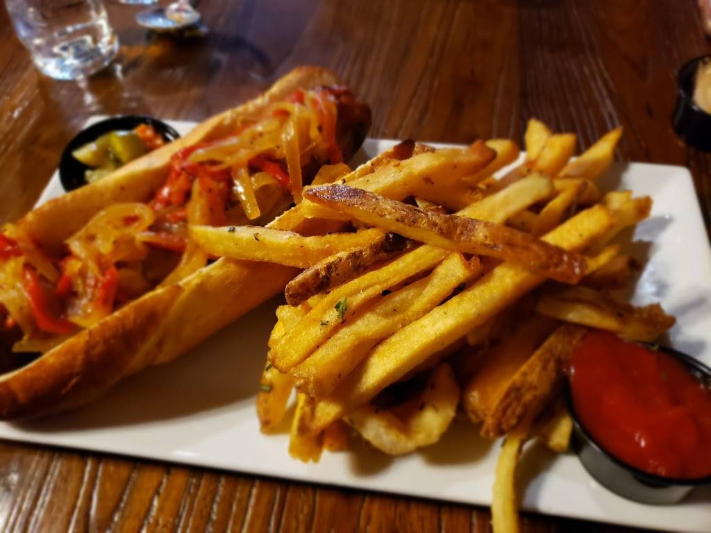 17 Public Square | restaurant | 17 Public Square, Medina, OH 44256, USA | 3309522330 OR +1 330-952-2330