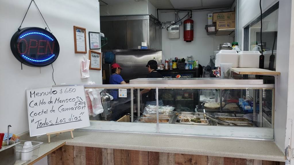 Bettys Taqueria | restaurant | 10910 Will Clayton Pkwy, Humble, TX 77396, USA | 8322339551 OR +1 832-233-9551