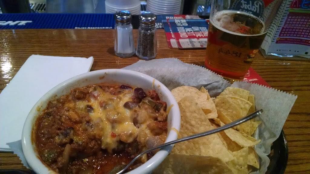 Odies Place | restaurant | 3352 Whitney Ave, Hamden, CT 06518, USA | 2032886343 OR +1 203-288-6343