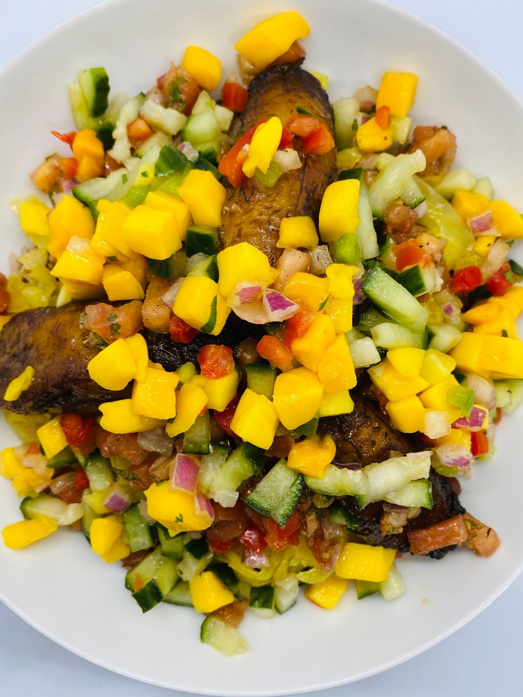 Irie Jamaican Kitchen | restaurant | 837 W Market St, Akron, OH 44303, USA | 3303339020 OR +1 330-333-9020