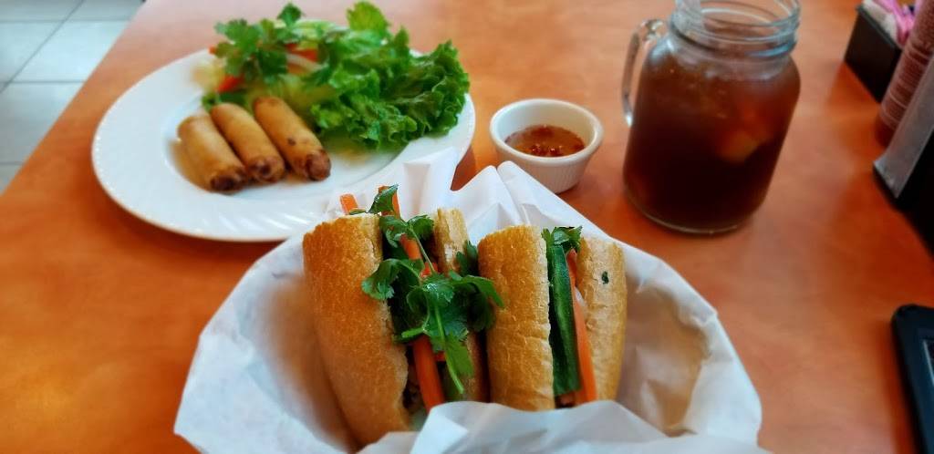 Barclay Asian Grill | restaurant | 18311 Clay Rd, Houston, TX 77084, USA | 2818569886 OR +1 281-856-9886