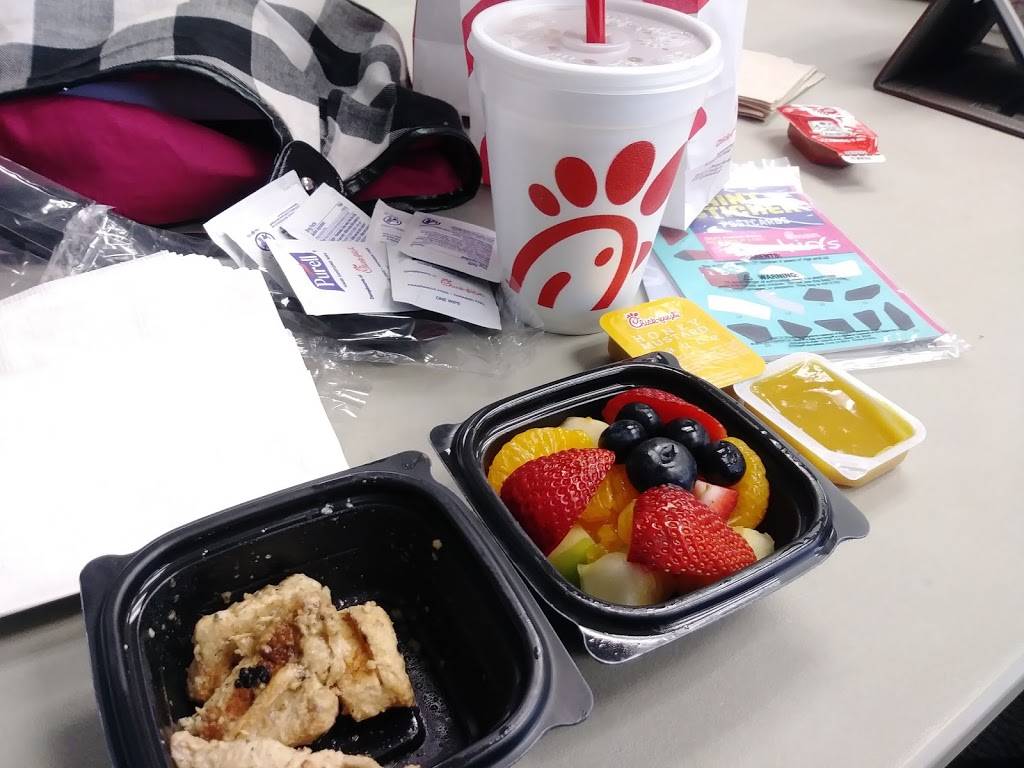 Chick-fil-A | restaurant | 2000 Gallatin Pike N, Madison, TN 37115, USA | 6158514007 OR +1 615-851-4007