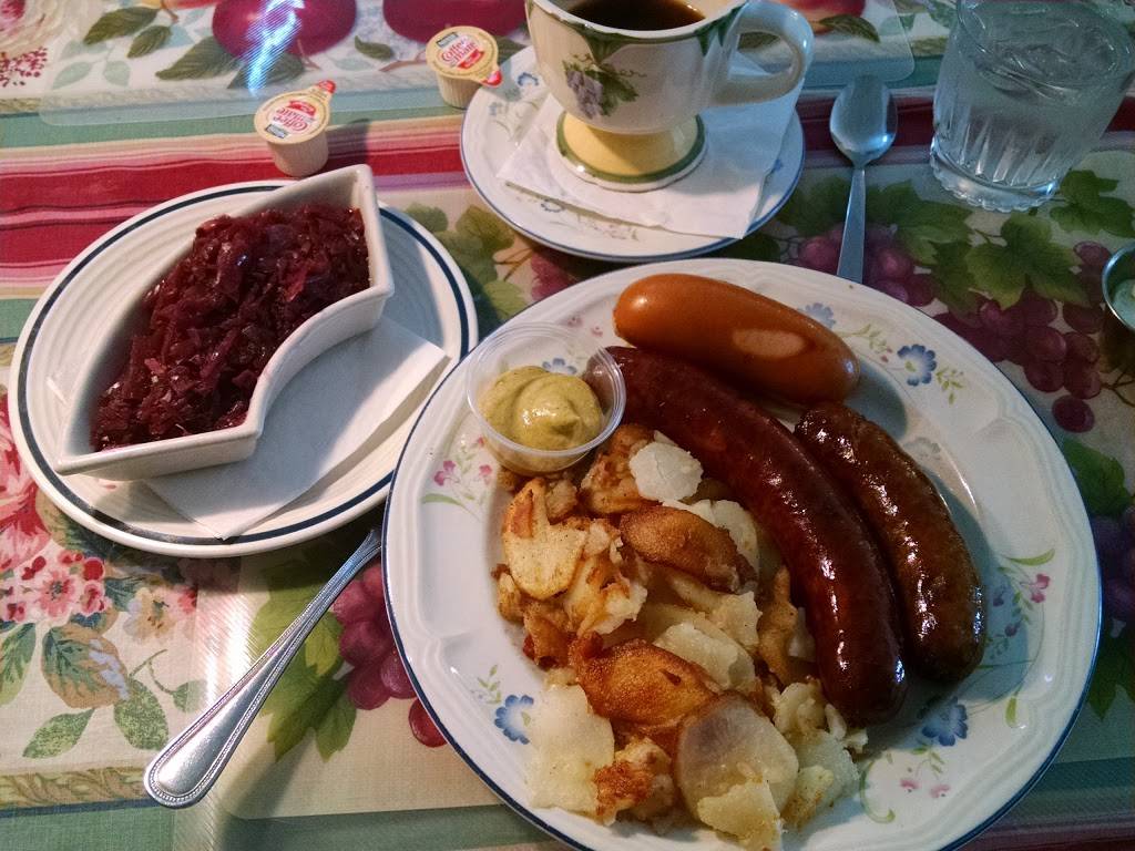 German Café | bakery | 452 S Maple St, French Lick, IN 47432, USA | 8129361111 OR +1 812-936-1111