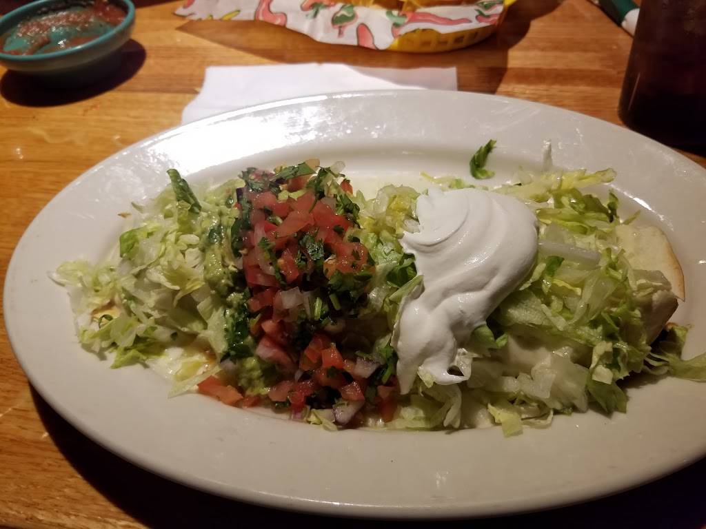 El Patron Mexican Grill | restaurant | 301 Center St #1, Chardon, OH 44024, USA | 4402850702 OR +1 440-285-0702