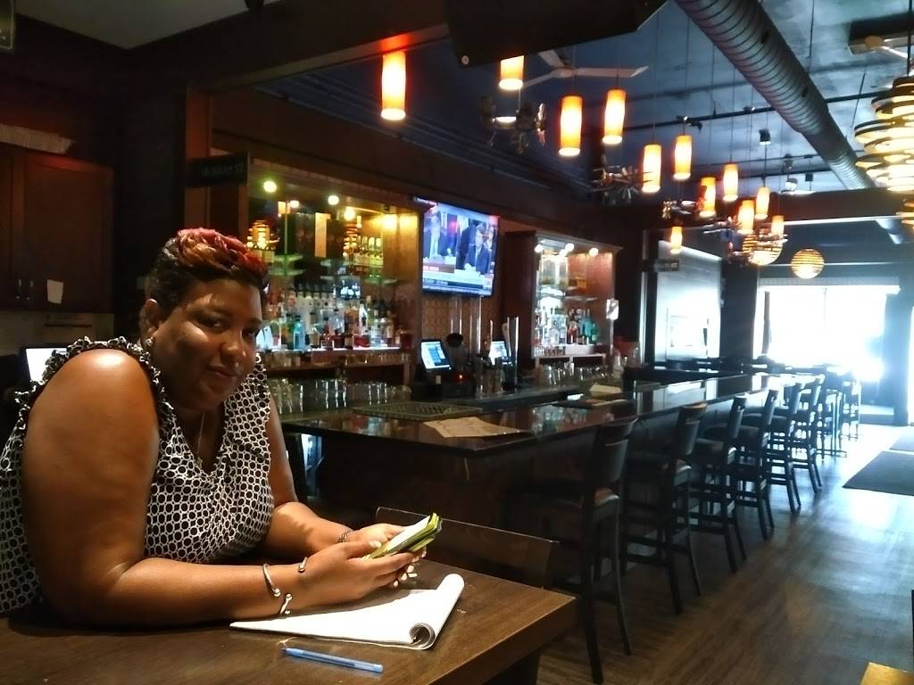 The Avenue Restaurant and Lounge | restaurant | 1085 Bellamy Rd N #4, Scarborough, ON M1H 3C7, Canada | 6473505463 OR +1 647-350-5463