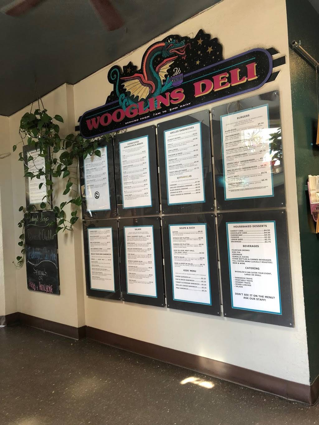 Wooglins Deli & Cafe | cafe | 4750 Barnes Rd, Colorado Springs, CO 80917, USA | 7195789133 OR +1 719-578-9133