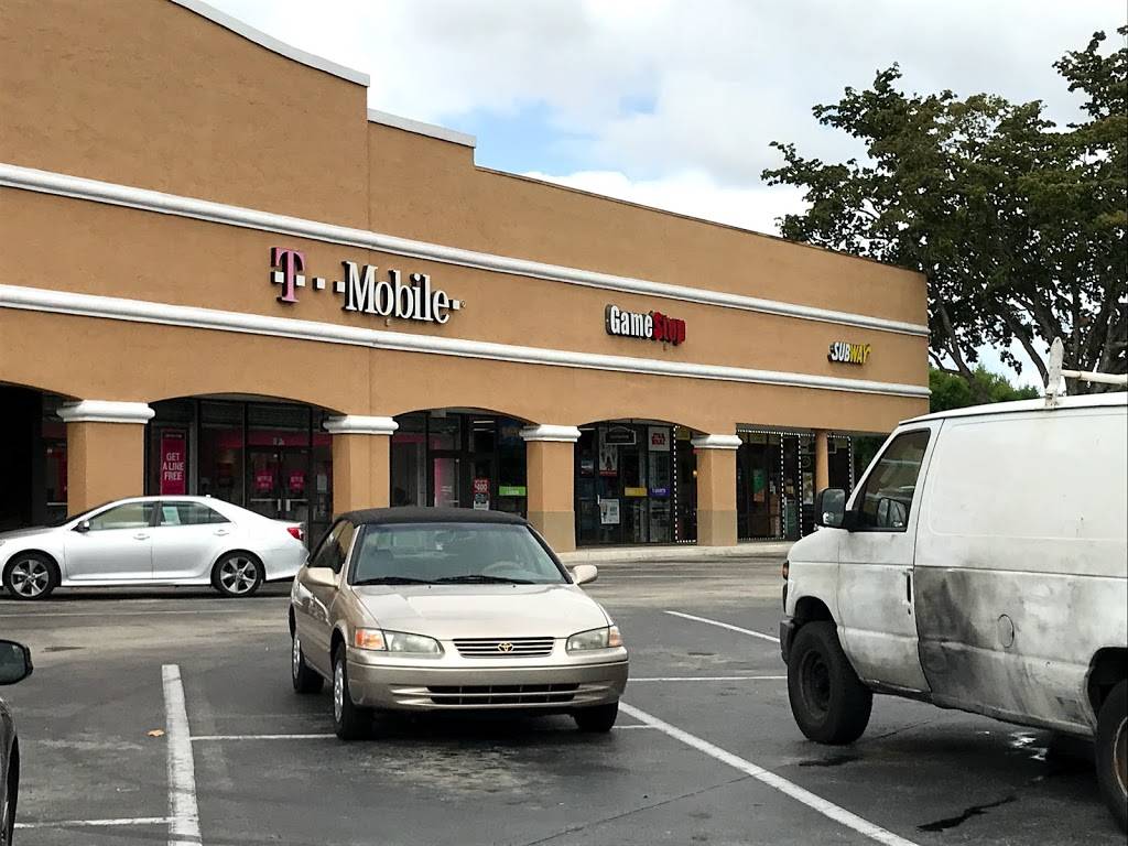 Sheridan Plaza | shopping mall | 4901-5545, Sheridan St, Hollywood, FL 33021, USA | 3059471664 OR +1 305-947-1664