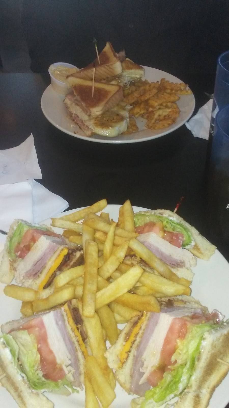 Minneola Grill | restaurant | 117 W Washington St, Minneola, FL 34715, USA | 3523942555 OR +1 352-394-2555