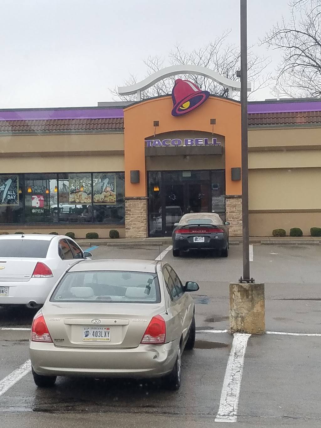 Taco Bell | meal takeaway | 7680 E 96th St, Fishers, IN 46038, USA | 3175948940 OR +1 317-594-8940