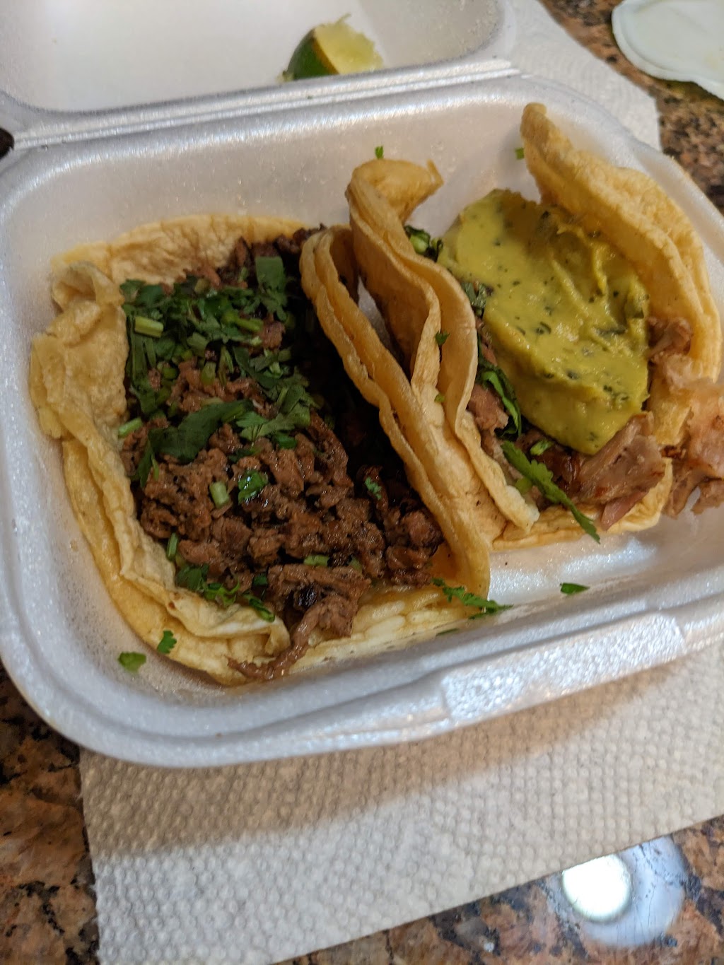 El Guero Taqueria | restaurant | 471 S Broadway St, Lake Orion, MI 48362, USA | 2486597769 OR +1 248-659-7769