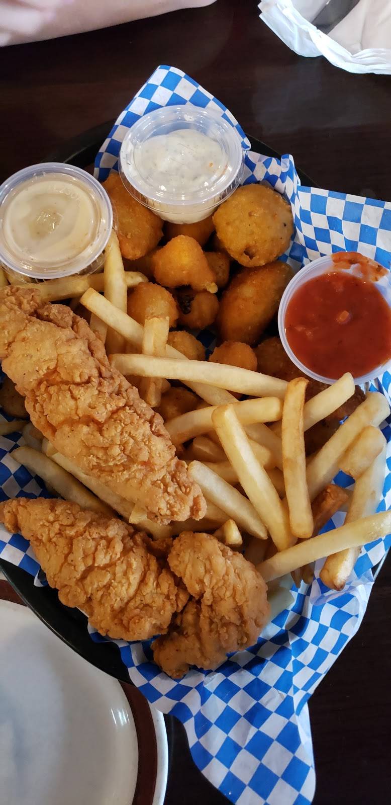 Victory Lane | cafe | 3801 Easton Blvd, Des Moines, IA 50317, USA | 5152631811 OR +1 515-263-1811