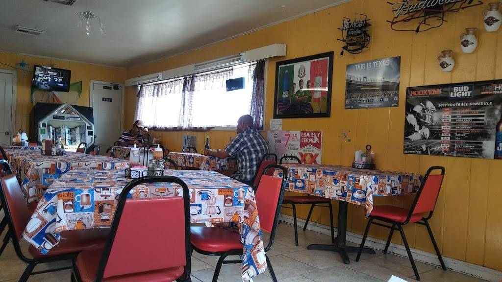 El Charrito | restaurant | 7100 E Hwy 290, Austin, TX 78723, USA | 5124679394 OR +1 512-467-9394