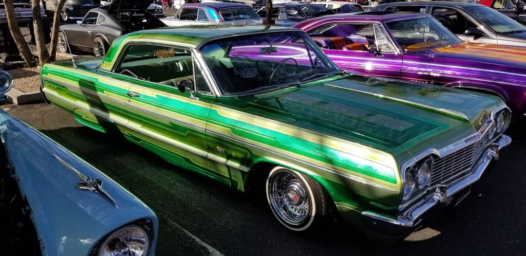 The Hub Grill and Bar | restaurant | 1860 S Stapley Dr, Mesa, AZ 85204, USA | 4804942699 OR +1 480-494-2699