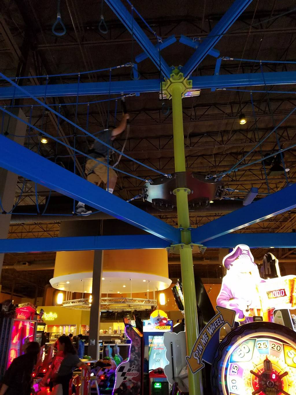 Main Event Tempe | restaurant | 8545 S Emerald Dr, Tempe, AZ 85284, USA | 4807531200 OR +1 480-753-1200