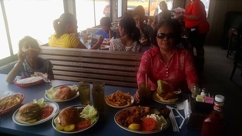 The Cove Restaurant & Seaside Deck | restaurant | 405 S Beach Ave, Cape May, NJ 08204, USA | 6098845159 OR +1 609-884-5159