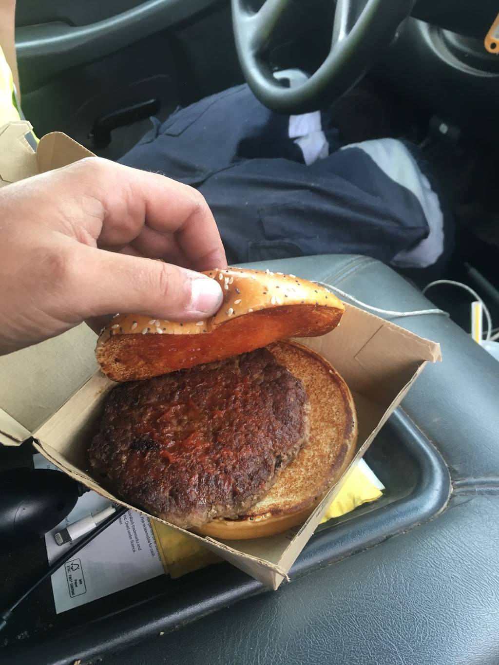 McDonalds | cafe | 4395 Walker Rd, Windsor, ON N8W 3T5, Canada | 5199721117 OR +1 519-972-1117