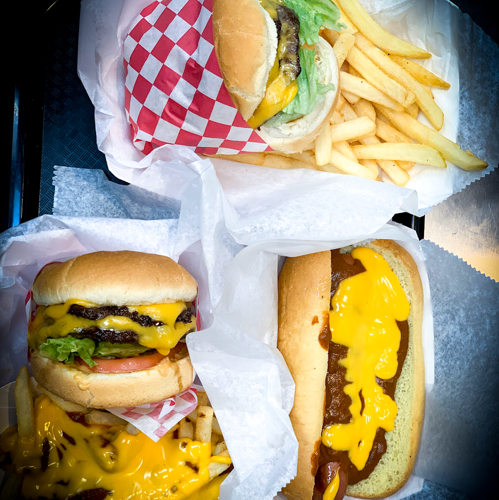 West Coast Burgers & Dogs | restaurant | 7175 Nolensville Rd, Nolensville, TN 37135, USA | 6157764644 OR +1 615-776-4644