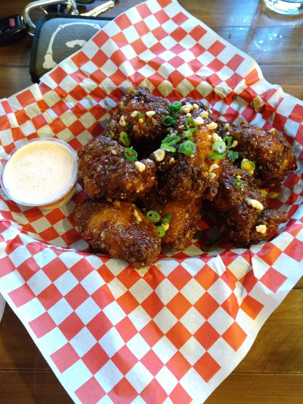 Lamplighter | restaurant | 820 NW 85th St, Seattle, WA 98117, USA | 2067829690 OR +1 206-782-9690