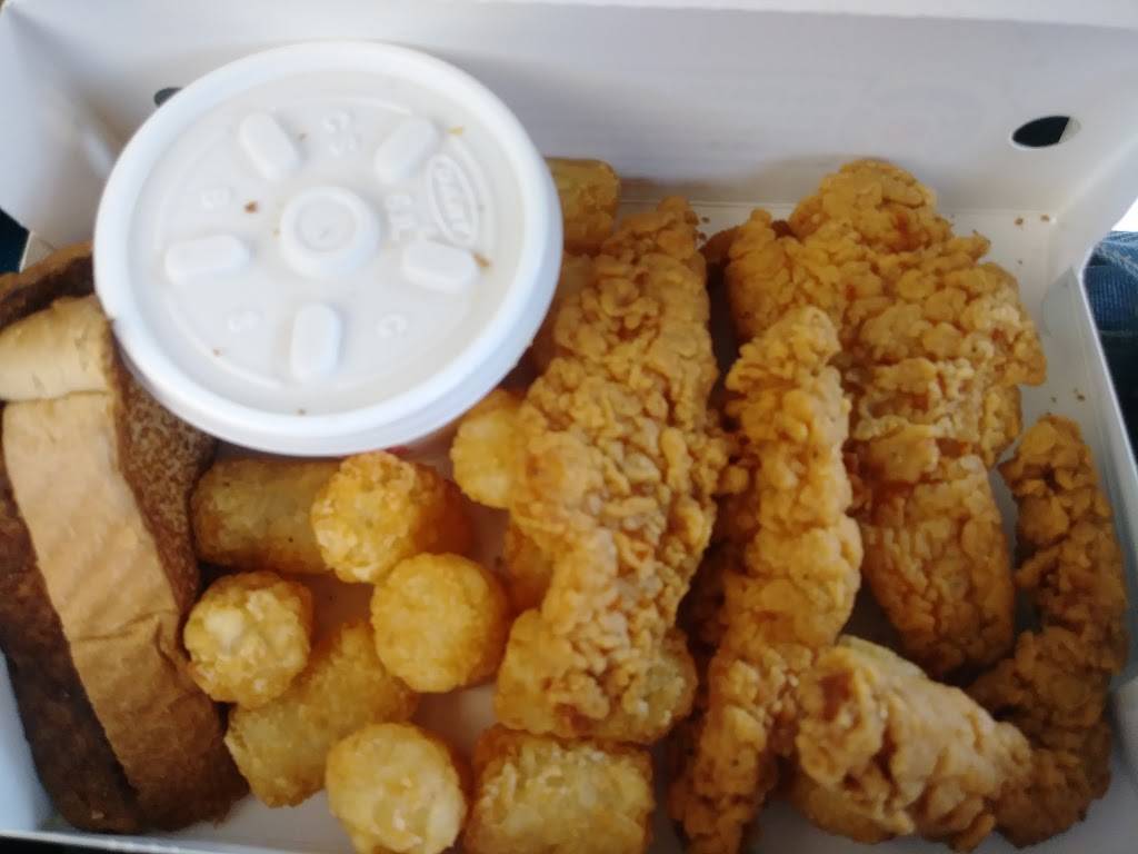 Sonic Drive-In | restaurant | 5009 Trail Lake Dr, Fort Worth, TX 76133, USA | 8172940937 OR +1 817-294-0937