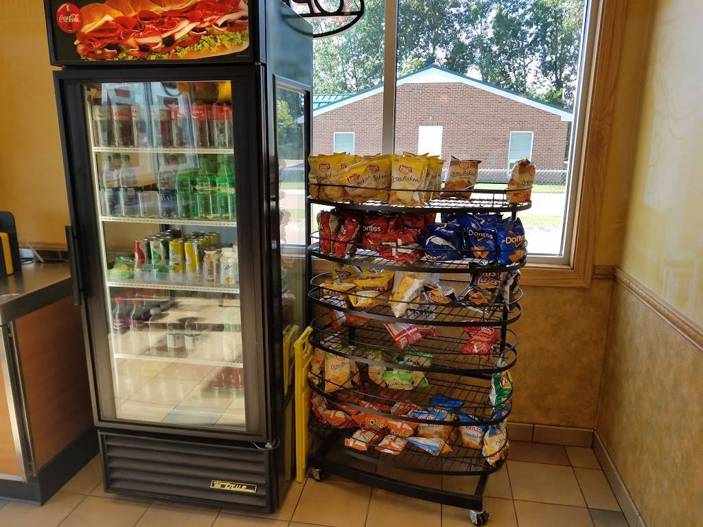 Subway | restaurant | 61210 Co Rd 687, Hartford, MI 49057, USA | 2696213100 OR +1 269-621-3100