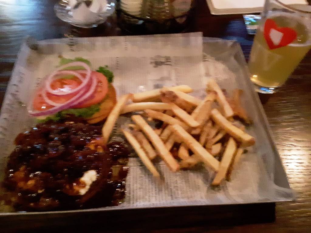 Millside Restaurant & Tavern | restaurant | 5710 Losee Rd, North Las Vegas, NV 89081, USA | 7022022921 OR +1 702-202-2921