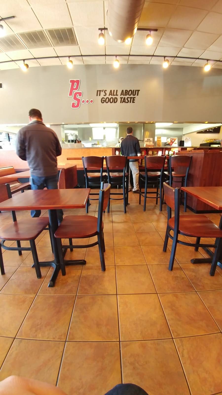 Penn Station East Coast Subs | meal takeaway | 24274 Novi Rd, Novi, MI 48375, USA | 2483740800 OR +1 248-374-0800