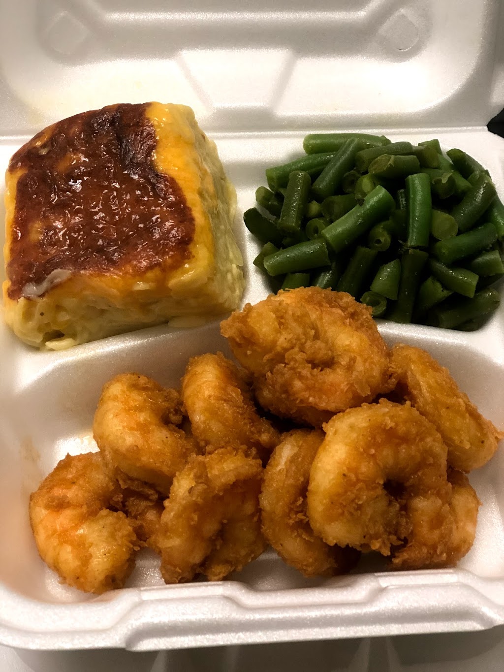 Red Stripes Caribbean Cuisine & Lounge Hilton Head | restaurant | 840 William Hilton Pkwy Unit 2, Hilton Head Island, SC 29928, USA | 8437158008 OR +1 843-715-8008