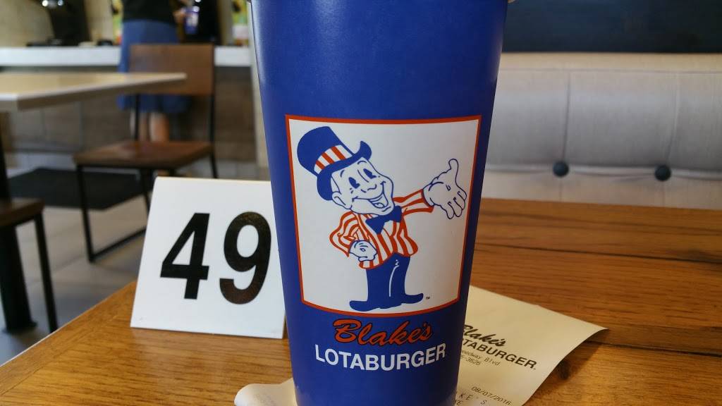 Blakes Lotaburger | restaurant | 2810 E Speedway Blvd, Tucson, AZ 85716, USA | 5203253626 OR +1 520-325-3626