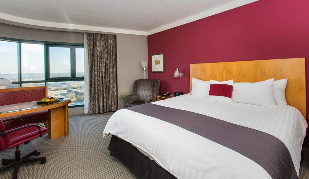 Brookstreet Hotel | night club | 525 Legget Dr, Kanata, ON K2K 2W2, Canada | 6132711800 OR +1 613-271-1800