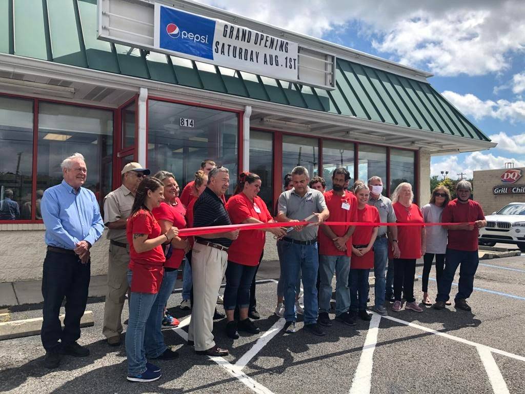 Dabbs Diner | restaurant | 814 Main St NE, Hanceville, AL 35077, USA | 2568871121 OR +1 256-887-1121