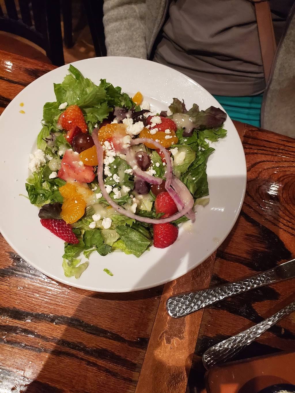 LongHorn Steakhouse | meal takeaway | 1900 Andover St, Tewksbury, MA 01876, USA | 9786405813 OR +1 978-640-5813