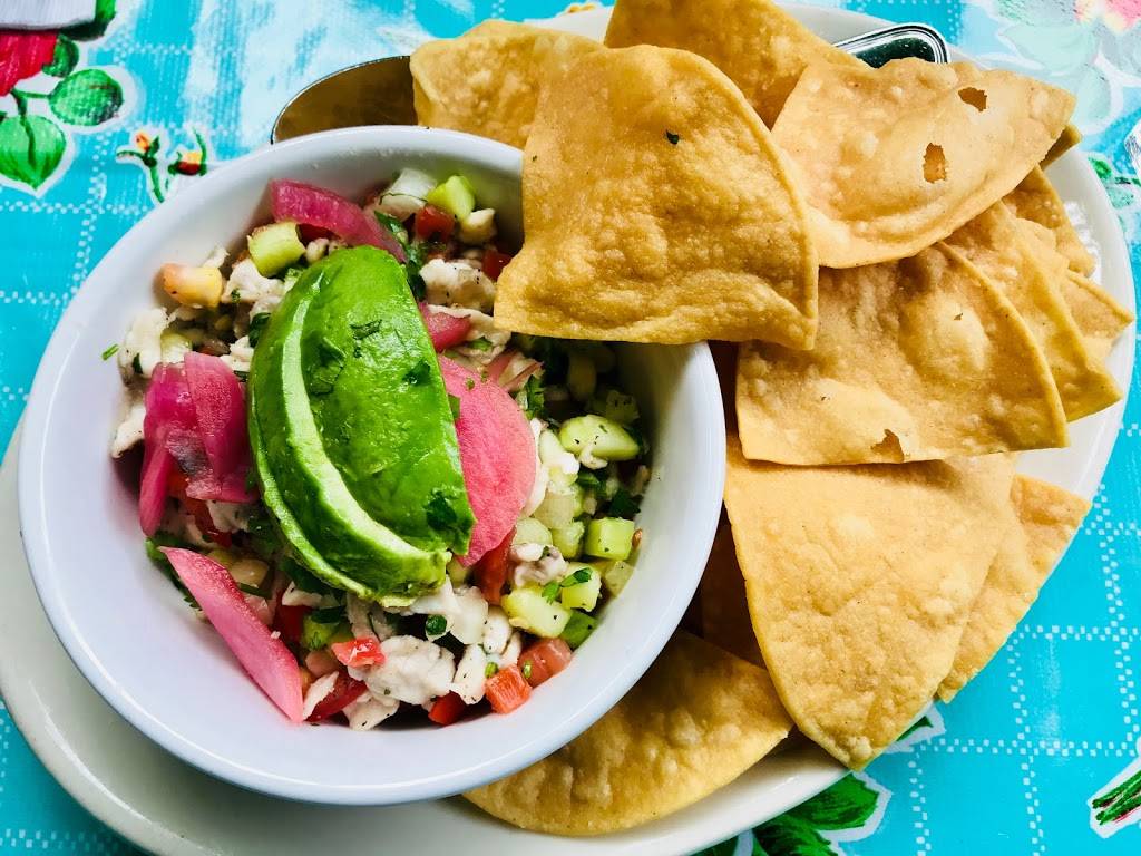 Fonda La Catrina | restaurant | 5905 Airport Way S, Seattle, WA 98108, USA | 2067672787 OR +1 206-767-2787