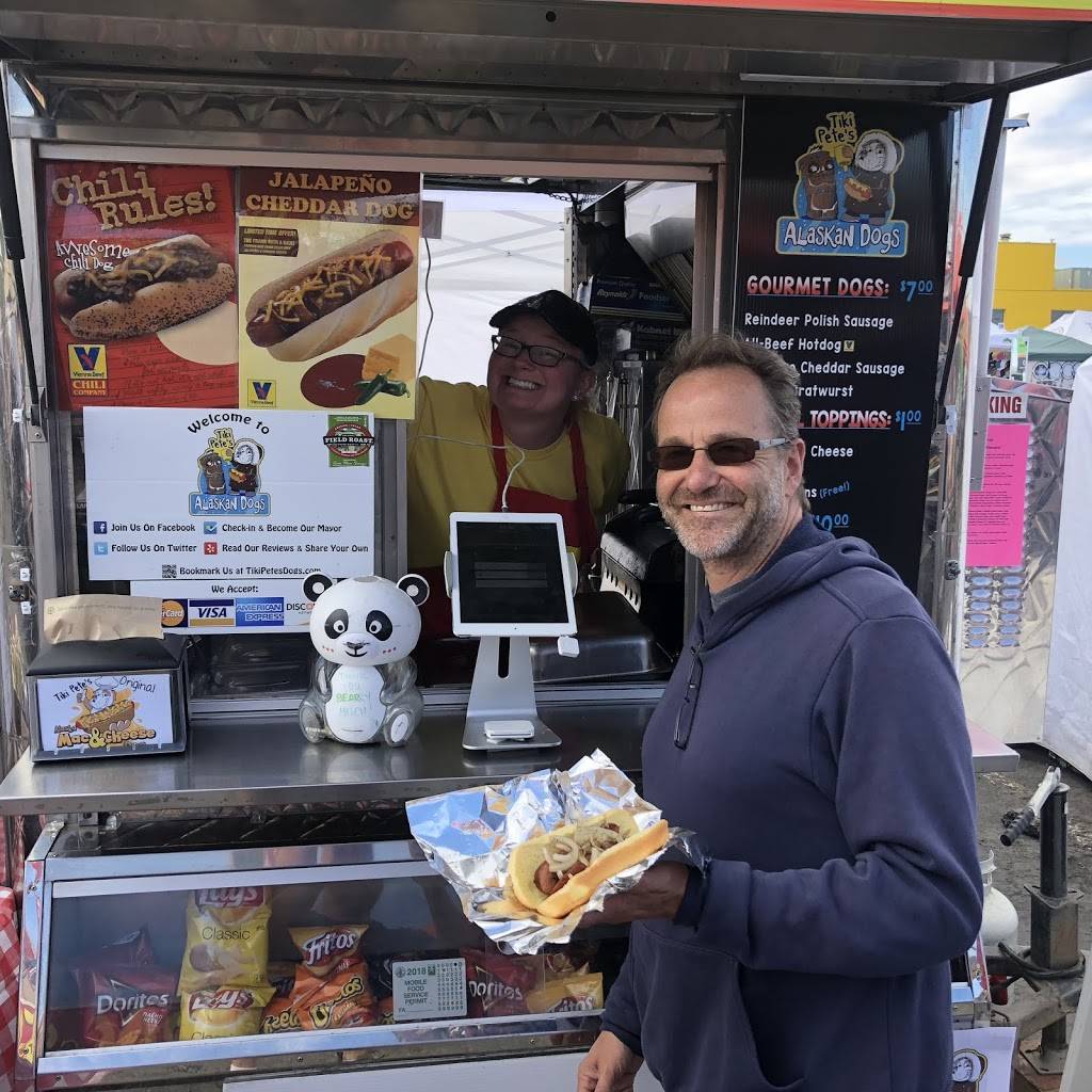 Tiki Petes Alaskan Grill | restaurant | 2435 Spenard Rd, Anchorage, AK 99503, USA | 9073020463 OR +1 907-302-0463