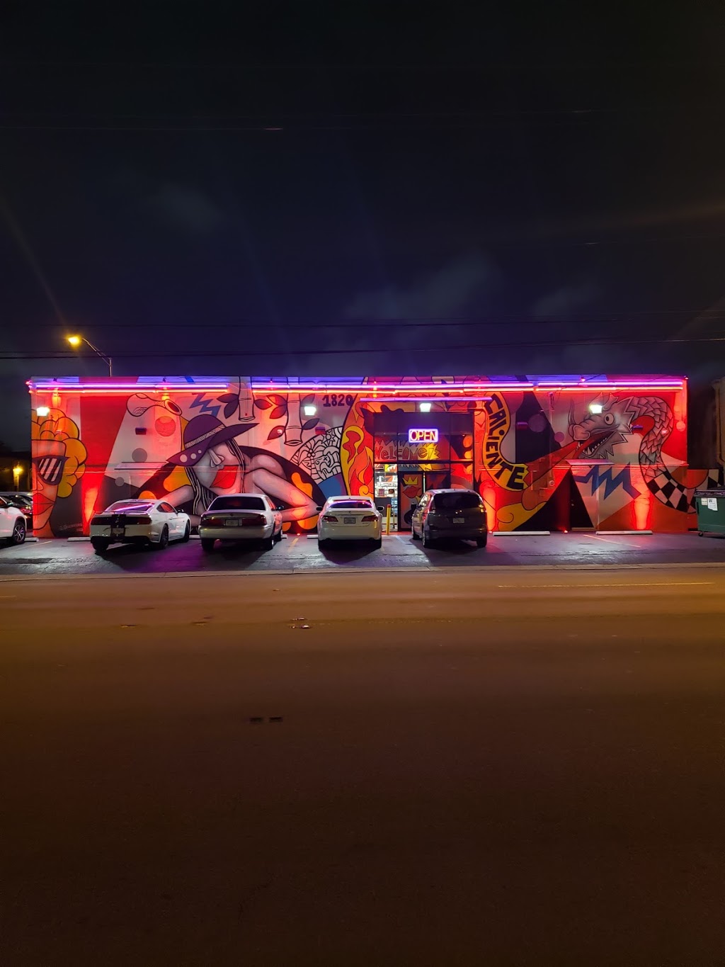 Rainbow Restaurant | restaurant | 1898 W 8th Ave, Hialeah, FL 33010, USA | 7867778650 OR +1 786-777-8650