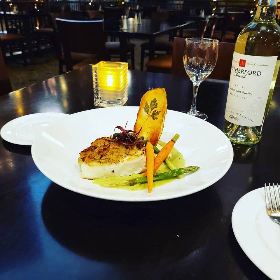 Waters Bar & Grille | restaurant | 7900 NE 82nd Ave, Portland, OR 97220, USA | 5034937761 OR +1 503-493-7761