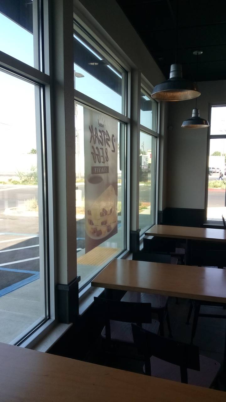 Taco Bell | meal takeaway | 680 Derrick Ave, Mendota, CA 93640, USA | 5594240065 OR +1 559-424-0065