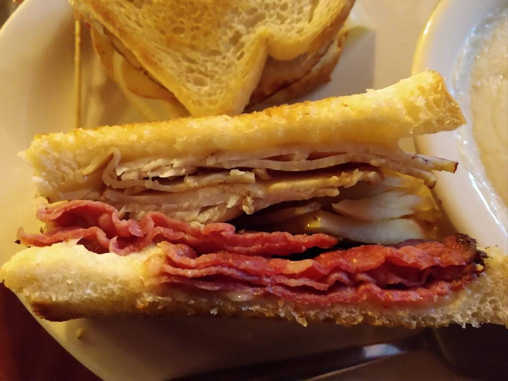 Apple Bistro | restaurant | 2740 Hyw, 50, Placerville, CA 95667, USA | 5303636670 OR +1 530-363-6670