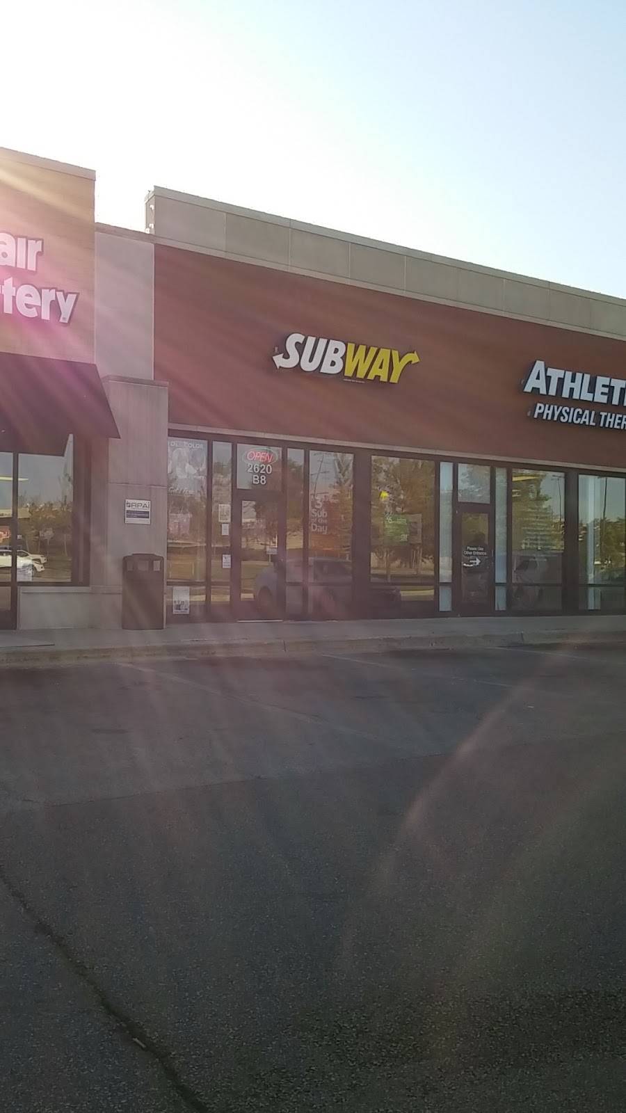 Subway Restaurants | restaurant | 2620 North Narragansett Street, Chicago, IL 60639, USA | 7738361580 OR +1 773-836-1580