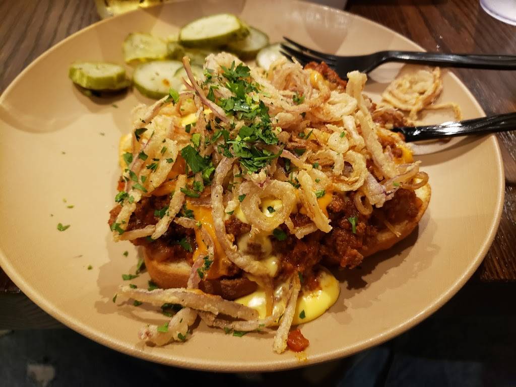 Wahlburgers | restaurant | Mall of America, 234 North Garden, Bloomington, MN 55425, USA | 9528541655 OR +1 952-854-1655