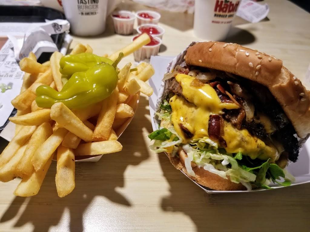 The Habit Burger Grill | restaurant | 10155 West McDowell Road #100 Suite 100, Avondale, AZ 85392, USA | 6239361889 OR +1 623-936-1889
