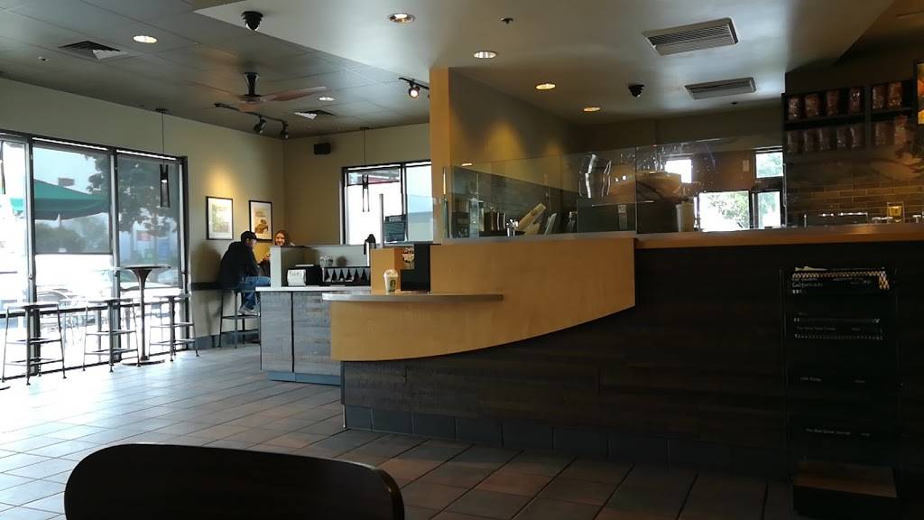 Starbucks | cafe | 851 5th St Suite E, Gonzales, CA 93926, USA | 8316752369 OR +1 831-675-2369